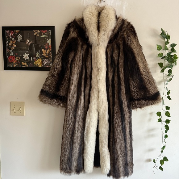 Western Furs Jackets & Blazers - Vintage Authentic Western Furs Raccoon Full Length Coat